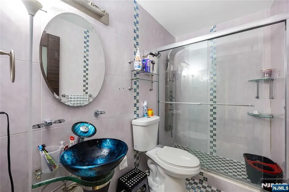300 Winston Drive 517 Cliffside Park, NJ 07010