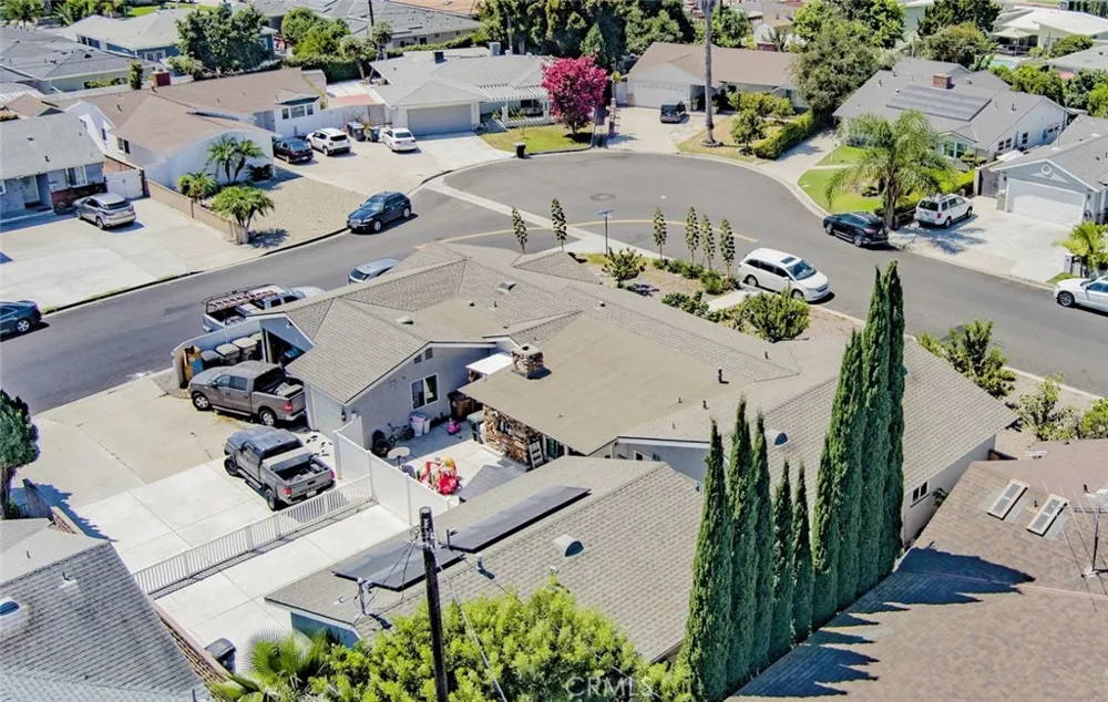 12582 Safford Garden Grove, CA 92840