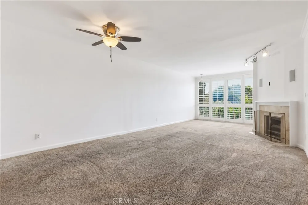 12720 Burbank Boulevard #205 Valley Village, CA 91607
