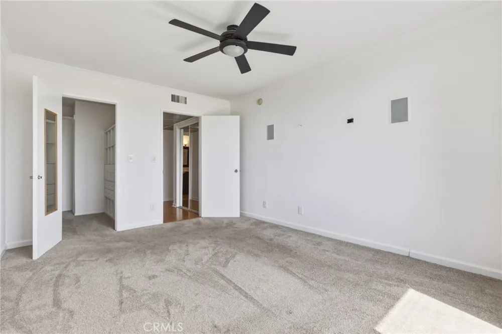 12720 Burbank Boulevard #205 Valley Village, CA 91607