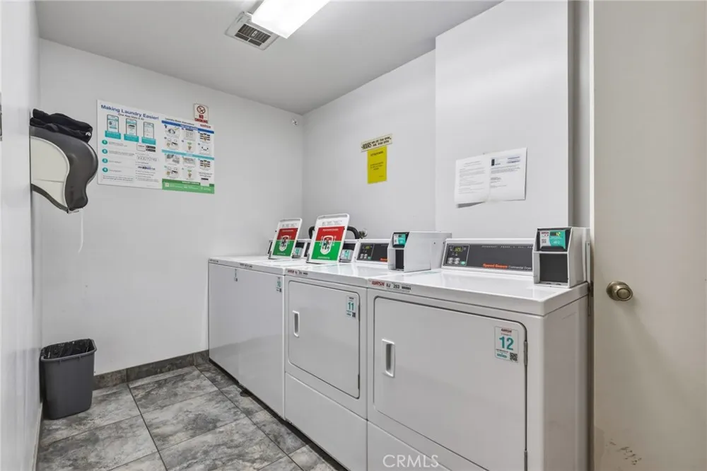 12720 Burbank Boulevard #205 Valley Village, CA 91607