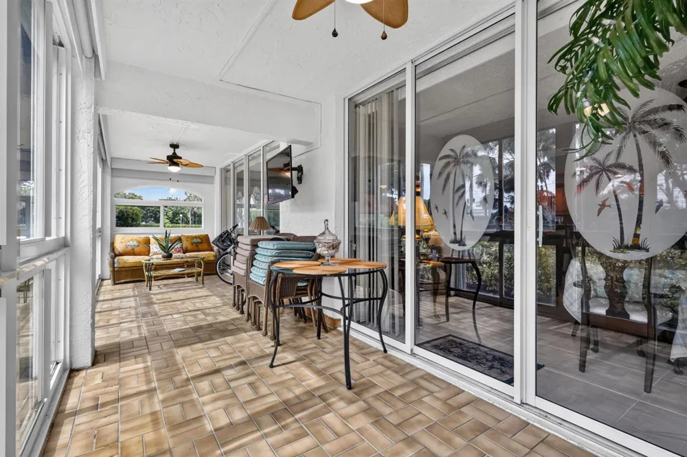 103 Half Moon Circle #H1 Hypoluxo, FL 33462