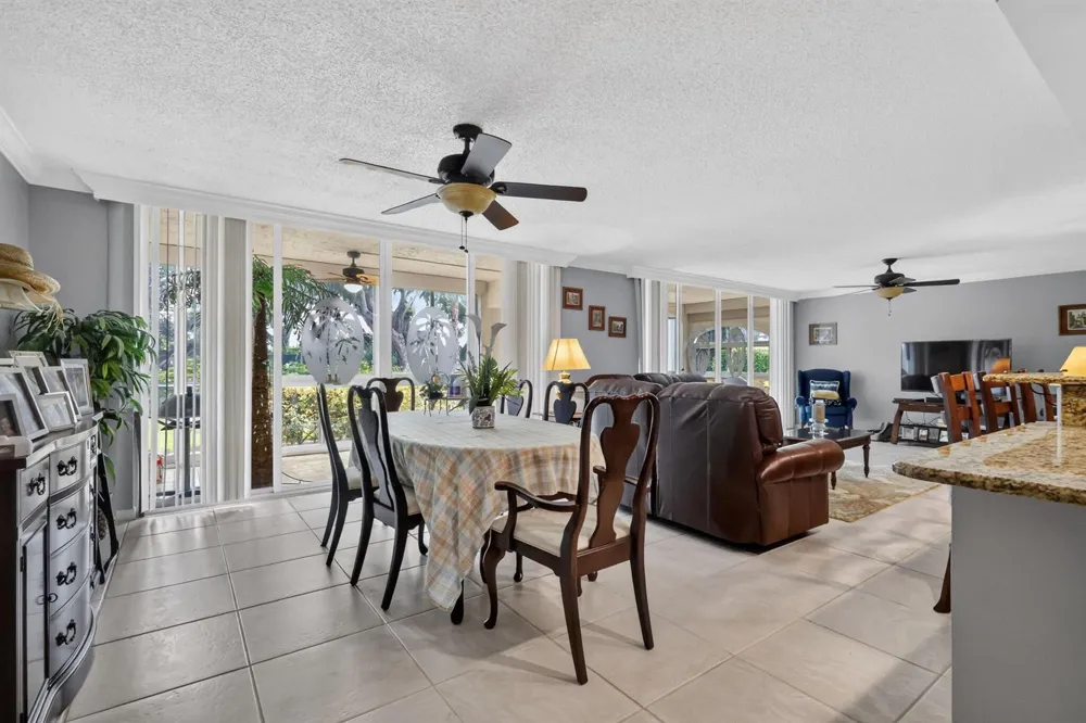 103 Half Moon Circle #H1 Hypoluxo, FL 33462
