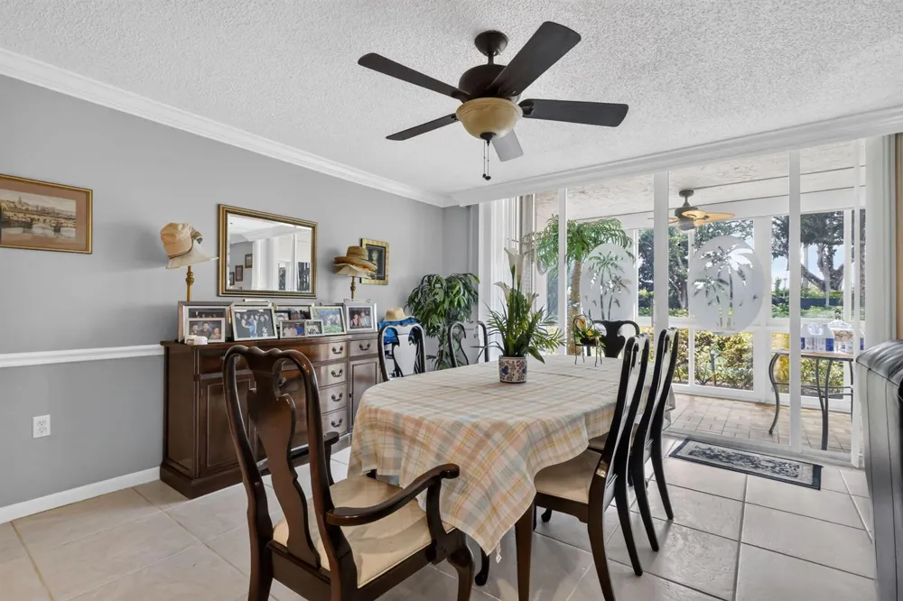 103 Half Moon Circle #H1 Hypoluxo, FL 33462