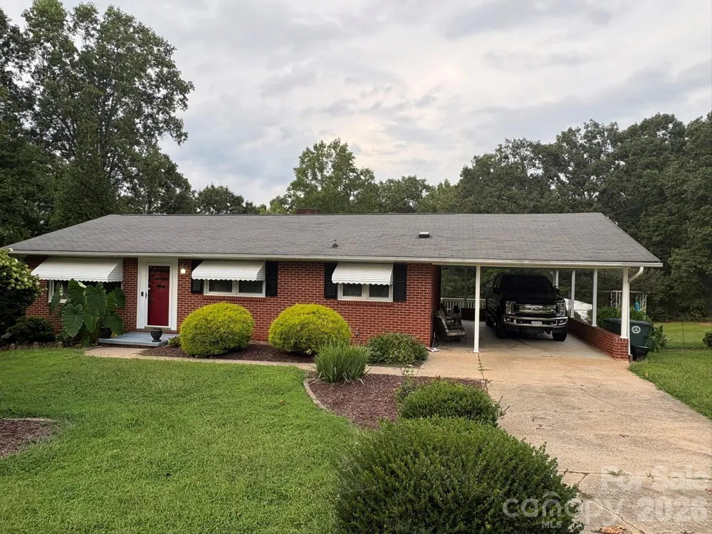 730 Harris Avenue NW Valdese, NC 28690