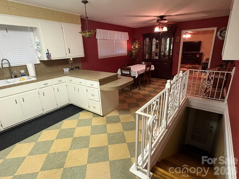 730 Harris Avenue NW Valdese, NC 28690