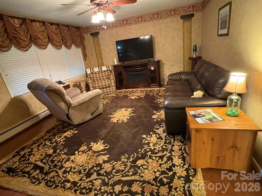 730 Harris Avenue NW Valdese, NC 28690