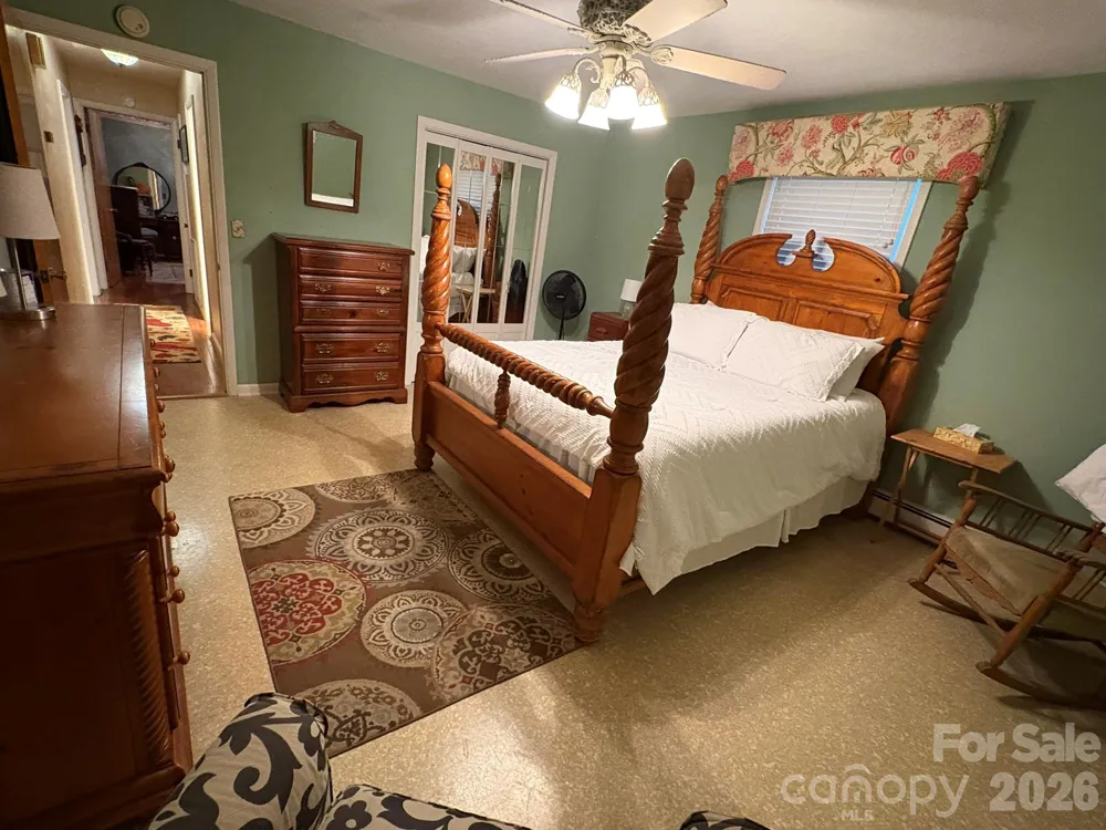 730 Harris Avenue NW Valdese, NC 28690