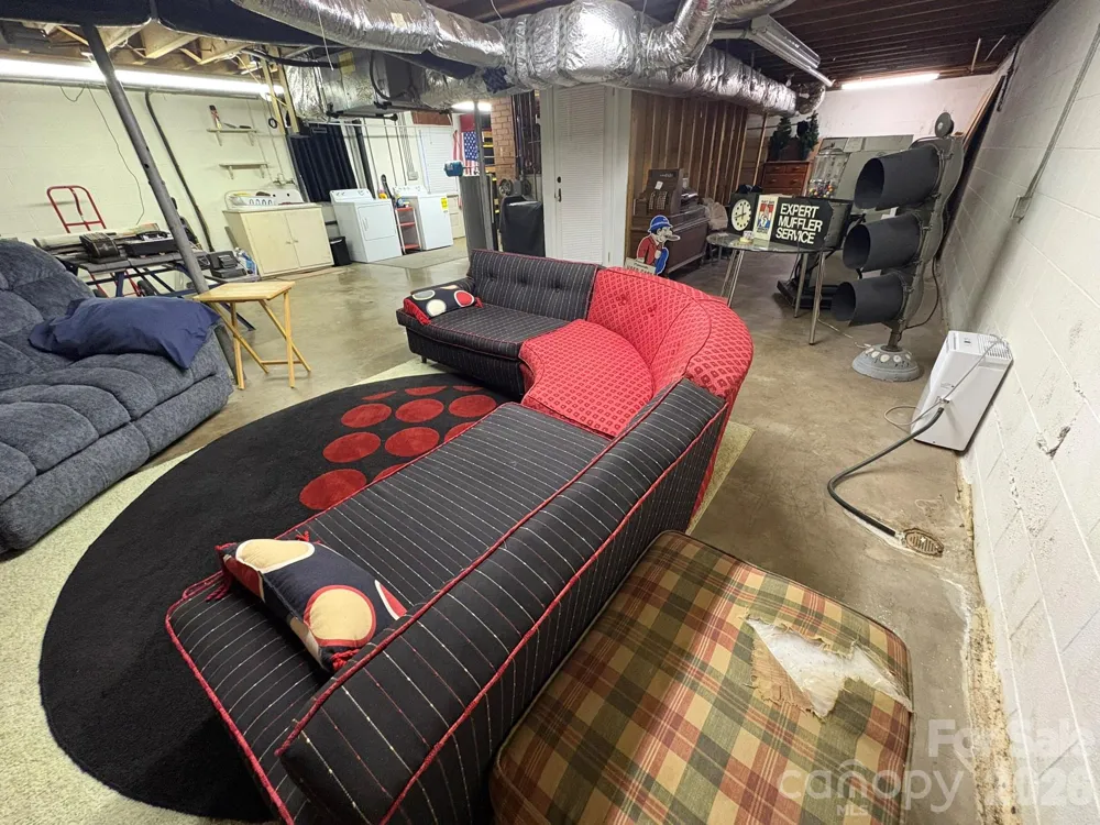 730 Harris Avenue NW Valdese, NC 28690