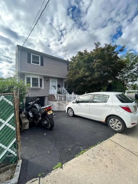 153 Smallwood Ave