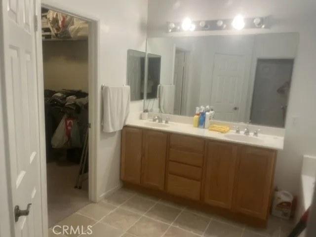11748 Galewood Adelanto, CA 92301