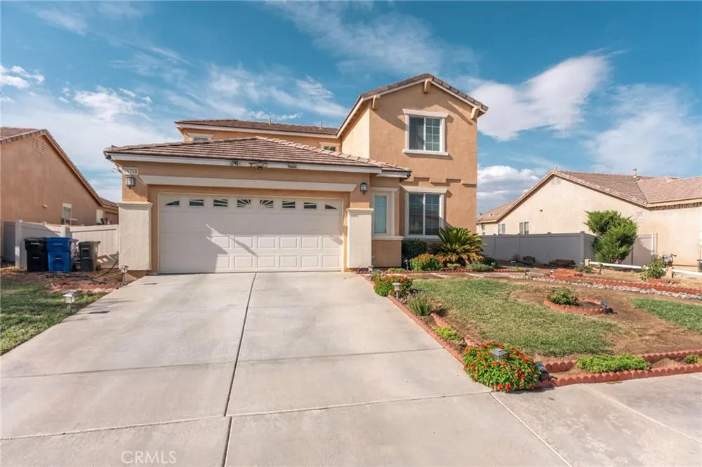 11748 Galewood Adelanto, CA 92301