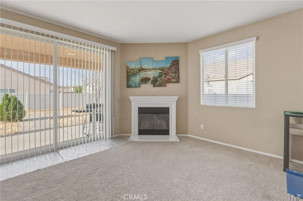 11748 Galewood Adelanto, CA 92301