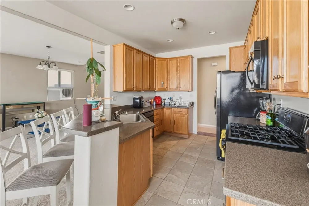 11748 Galewood Adelanto, CA 92301