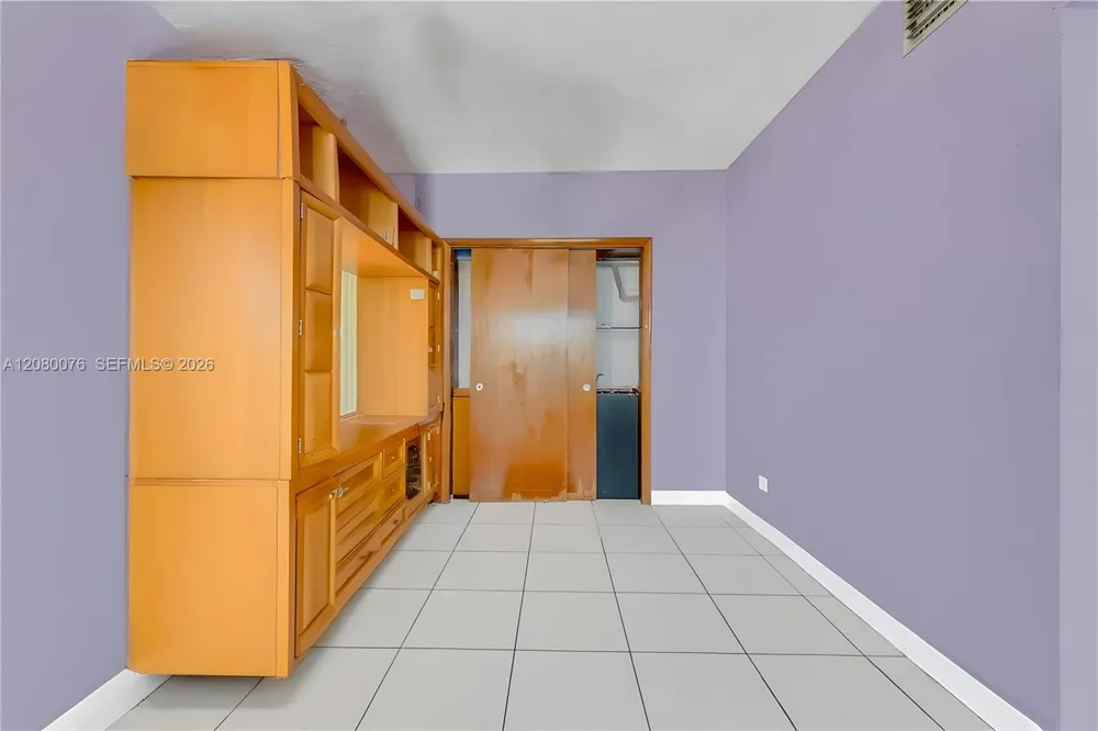 503 NW 43rd Pl Miami, FL 33126