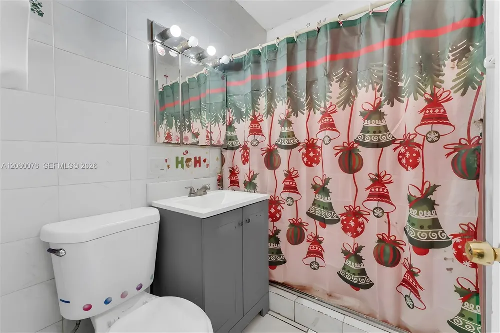 503 NW 43rd Pl Miami, FL 33126