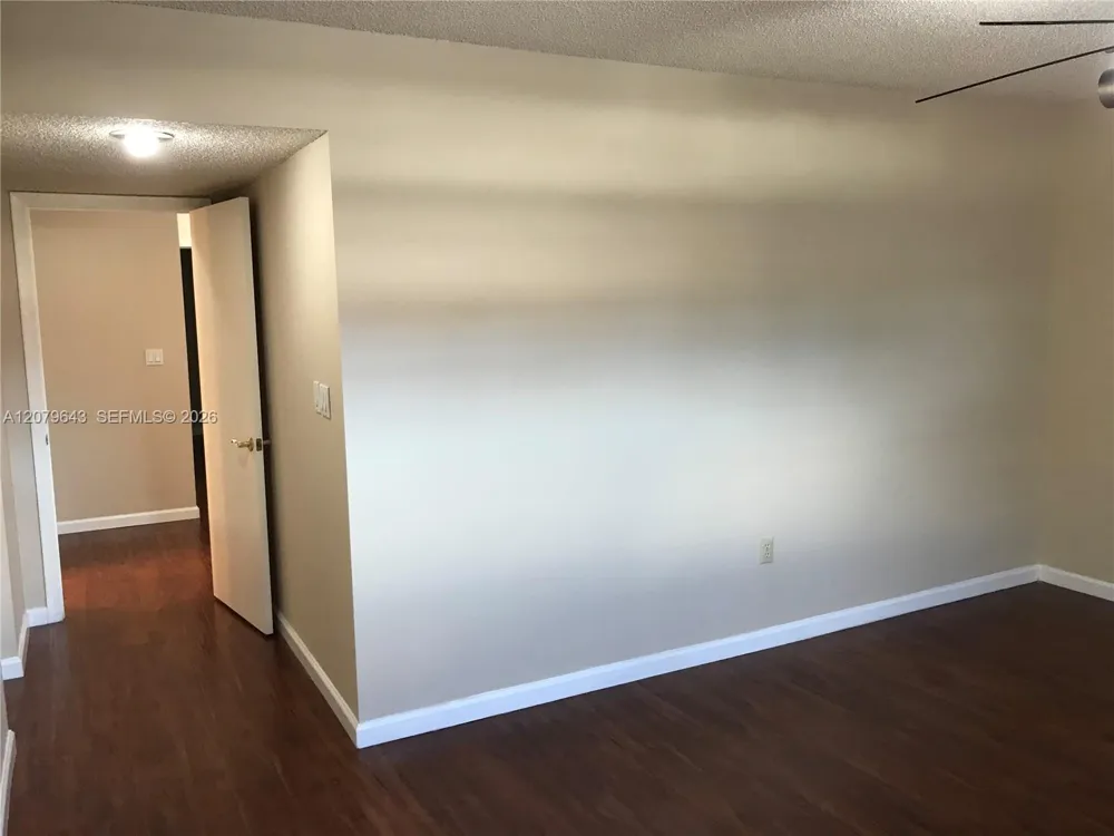 13380 SW 91st Ter #D Miami, FL 33186