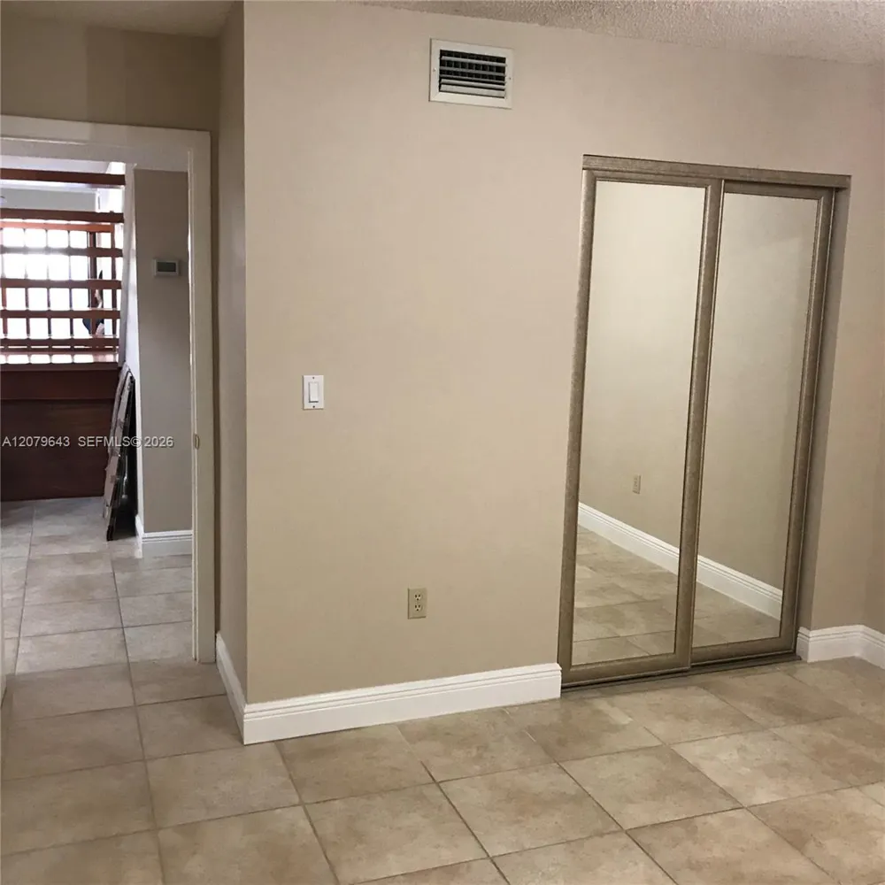 13380 SW 91st Ter #D Miami, FL 33186