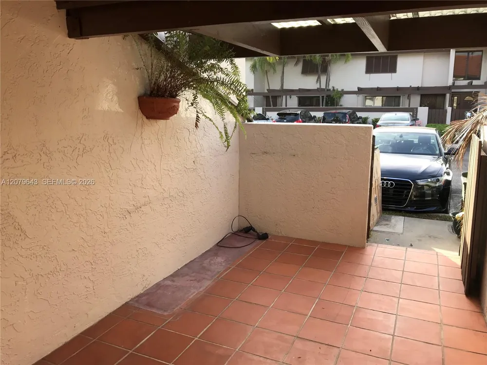 13380 SW 91st Ter #D Miami, FL 33186