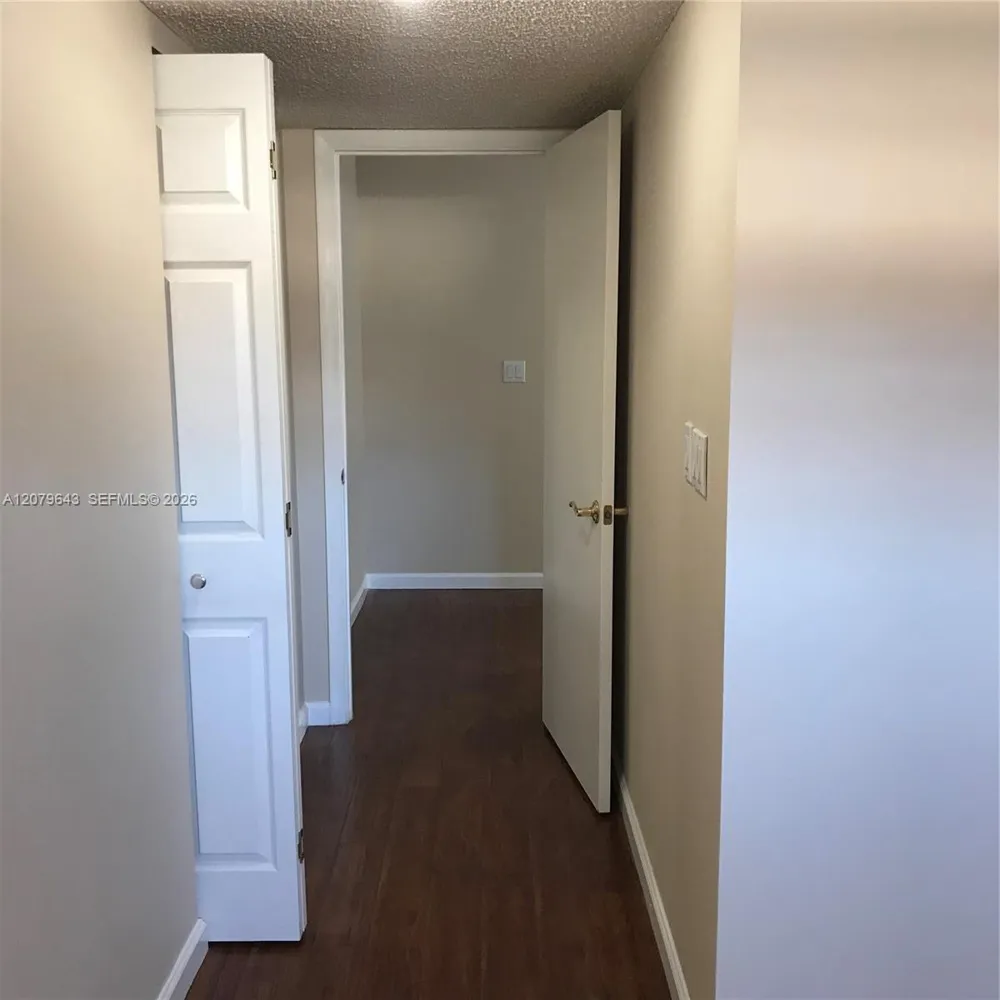 13380 SW 91st Ter #D Miami, FL 33186