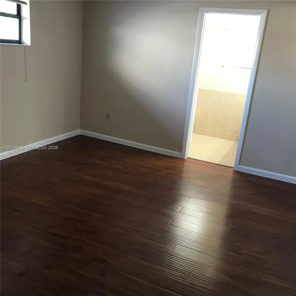 13380 SW 91st Ter #D Miami, FL 33186