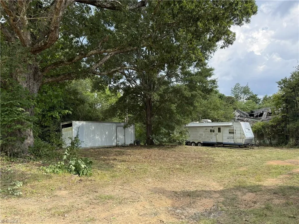 3329 Jerusalem Road Lexington, NC 27292