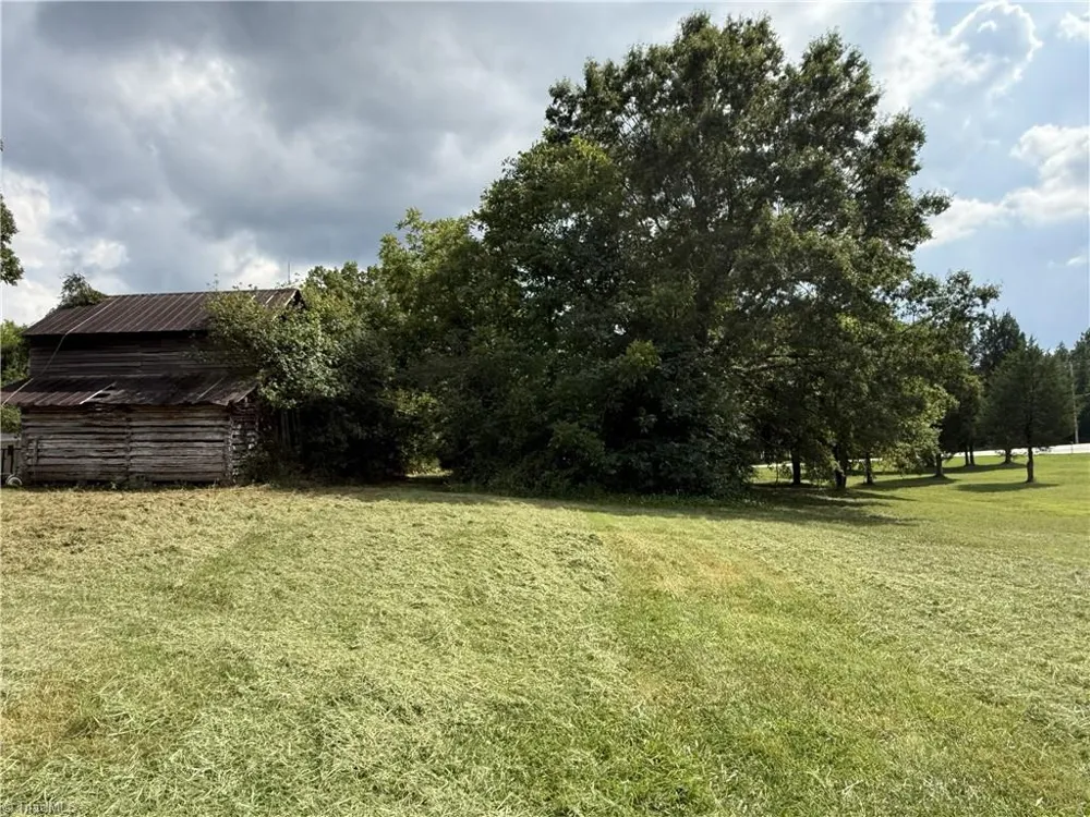3329 Jerusalem Road Lexington, NC 27292