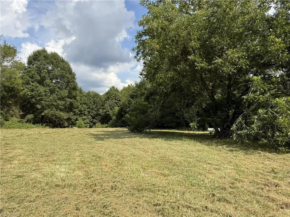 3329 Jerusalem Road Lexington, NC 27292
