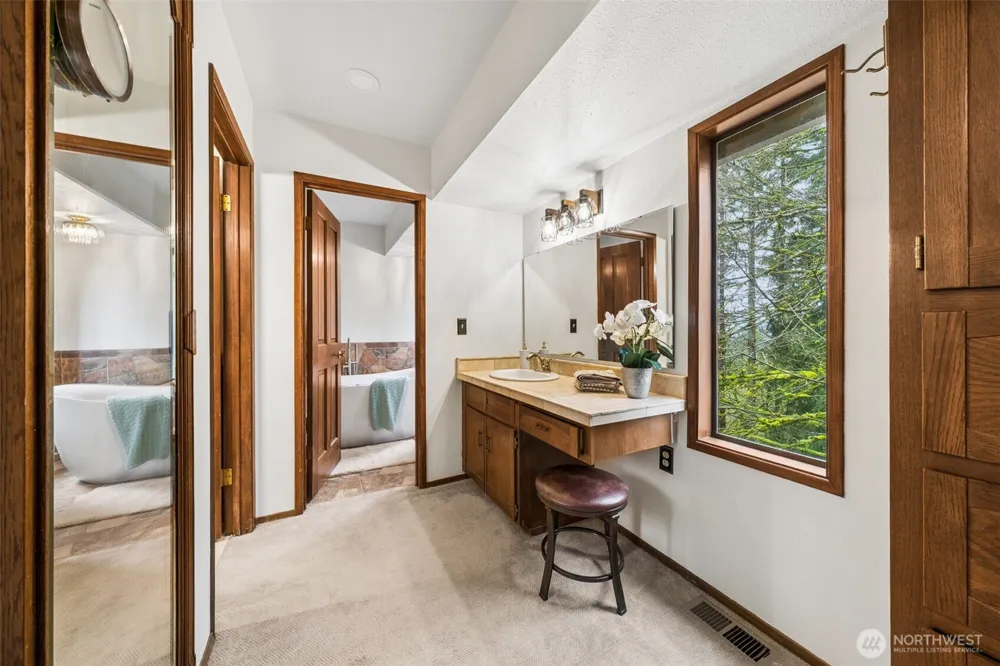 18110 SE 372nd Street Auburn, WA 98902