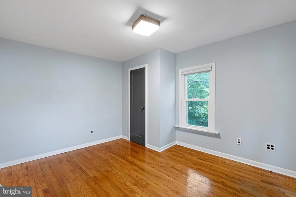 233 W PARK PLACE Newark, DE 19711