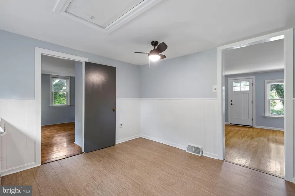 233 W PARK PLACE Newark, DE 19711