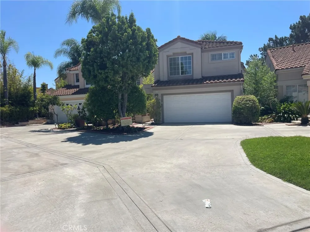 4 Del Italia Irvine, CA 92614