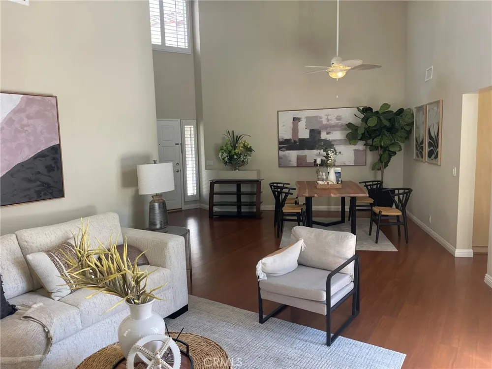4 Del Italia Irvine, CA 92614