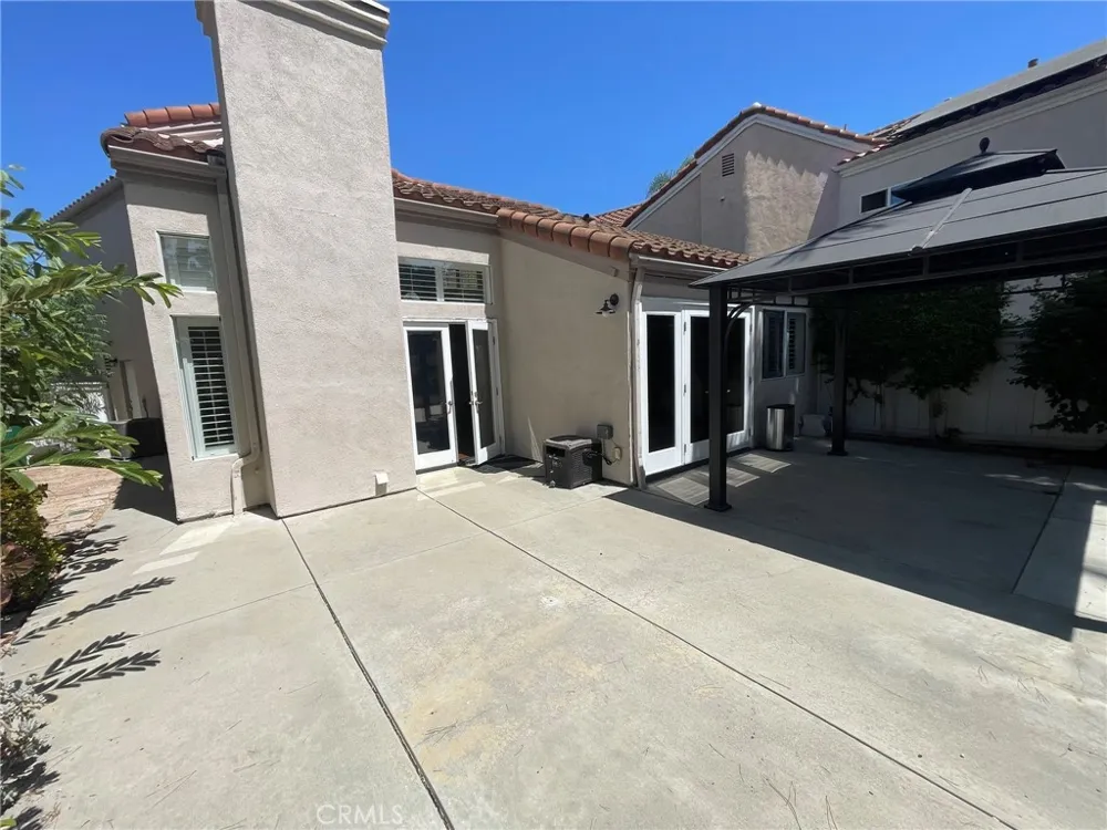 4 Del Italia Irvine, CA 92614