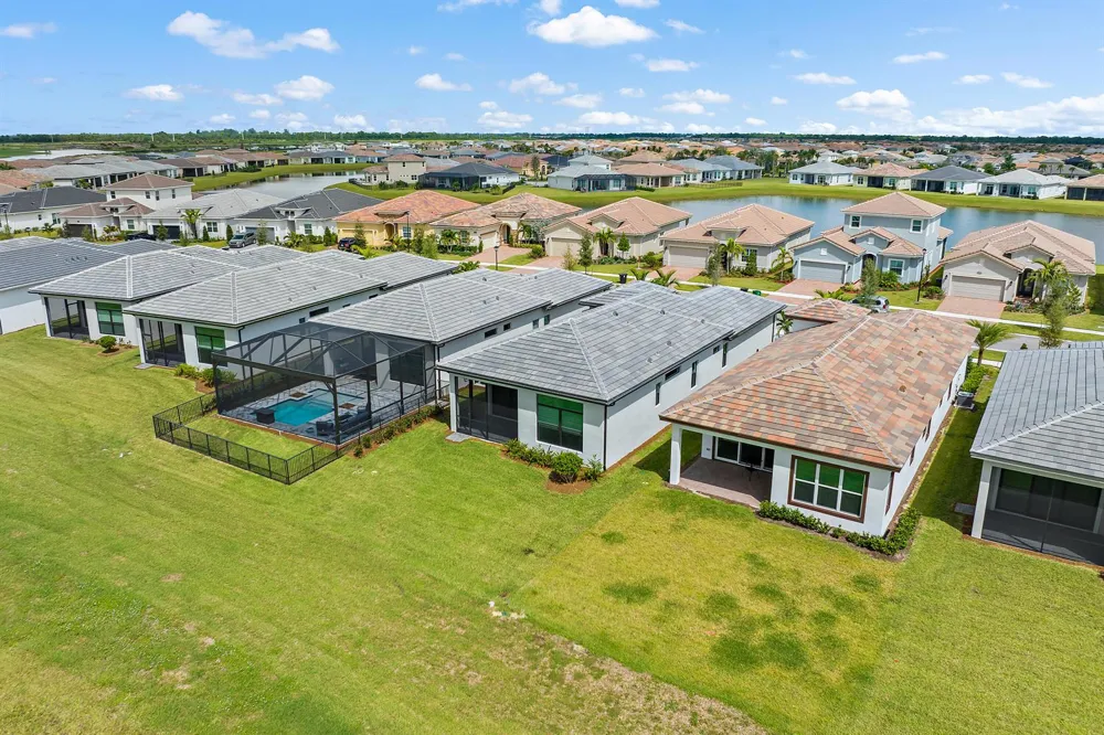 9333 SW Pepoli Way Port St. Lucie, FL 34987