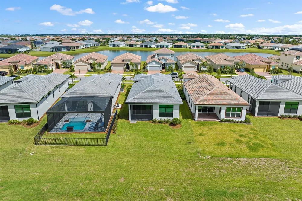 9333 SW Pepoli Way Port St. Lucie, FL 34987