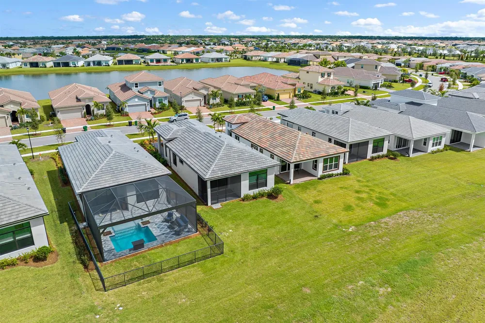 9333 SW Pepoli Way Port St. Lucie, FL 34987