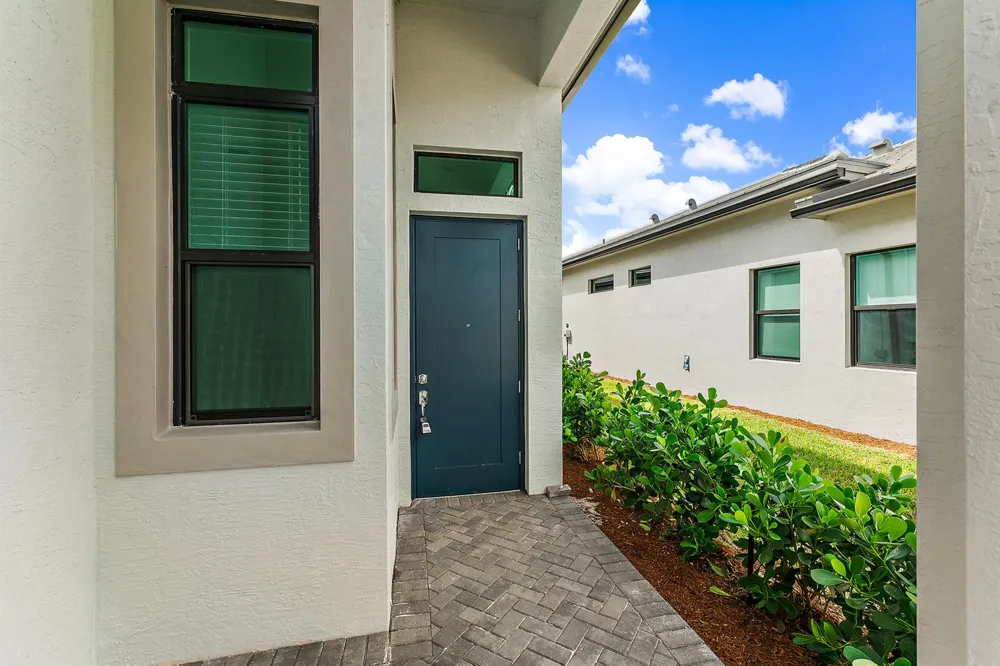 9333 SW Pepoli Way Port St. Lucie, FL 34987