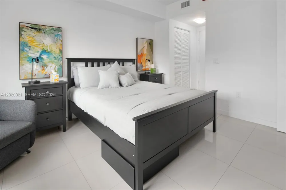 7661 NW 107th Ave #501 Doral, FL 33178