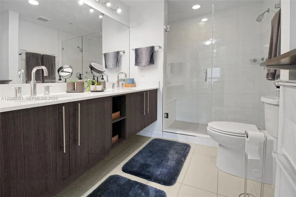 7661 NW 107th Ave #501 Doral, FL 33178
