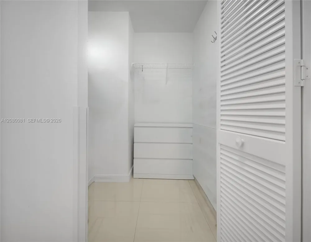 7661 NW 107th Ave #501 Doral, FL 33178