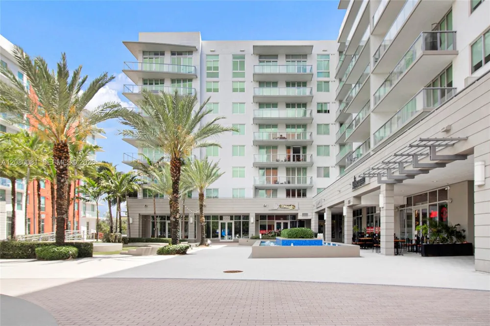 7661 NW 107th Ave #501 Doral, FL 33178