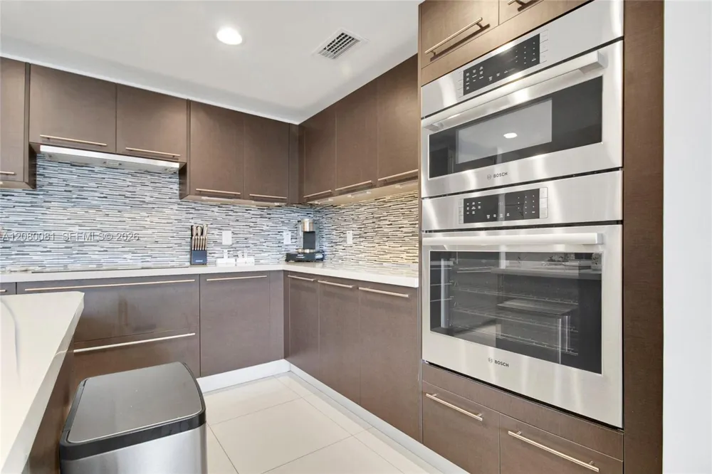 7661 NW 107th Ave #501 Doral, FL 33178