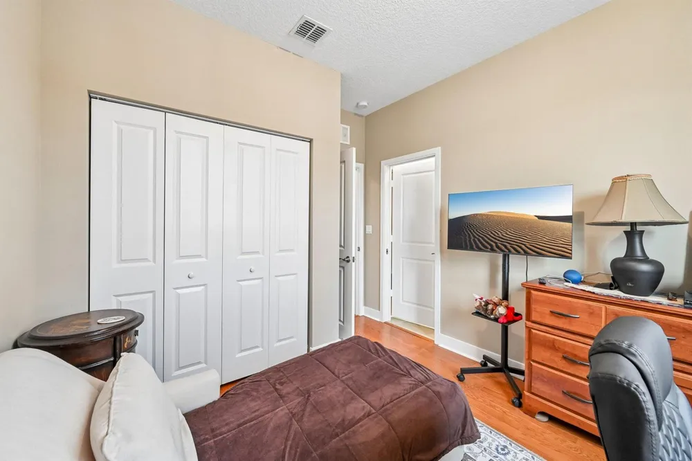 2025 OYSTERWOOD LANE Riviera Beach, FL 33410