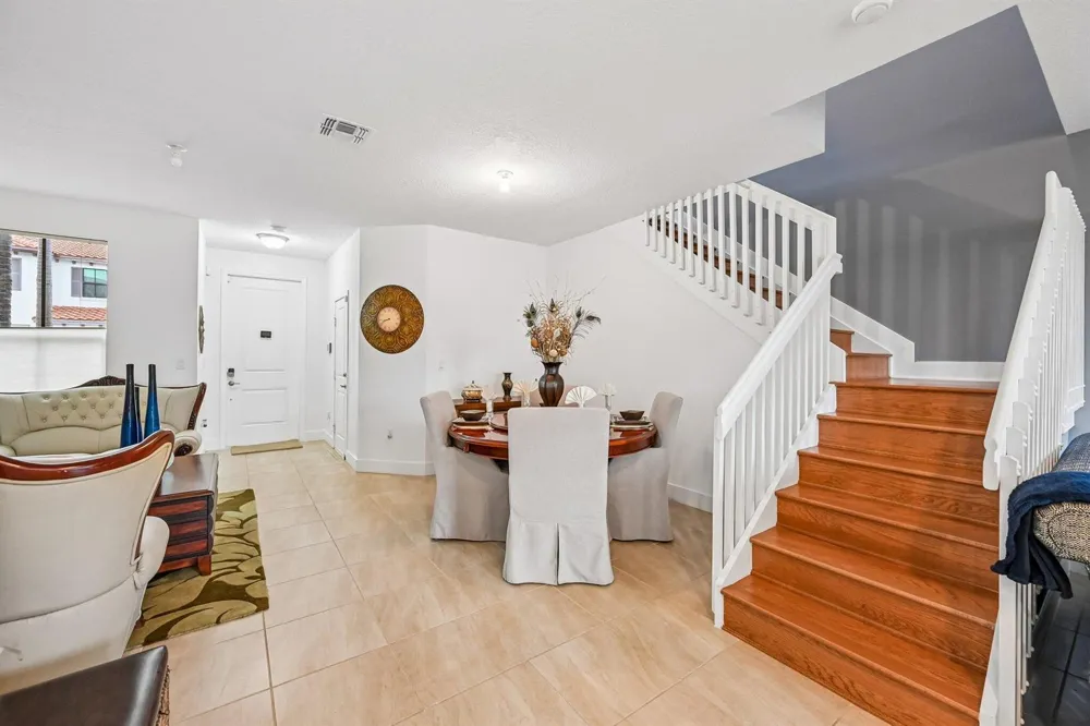 2025 OYSTERWOOD LANE Riviera Beach, FL 33410