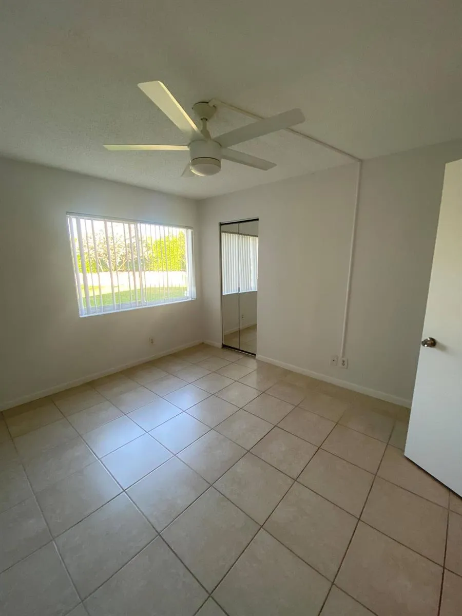 4709 Sable Pine Circle #B1 West Palm Beach, FL 33417