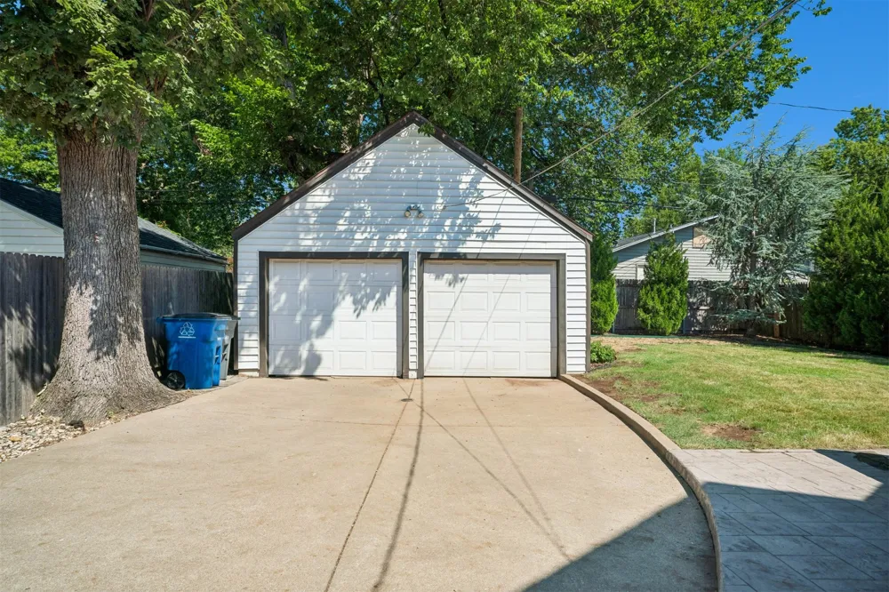 1615 S Florence Place Tulsa, OK 74104