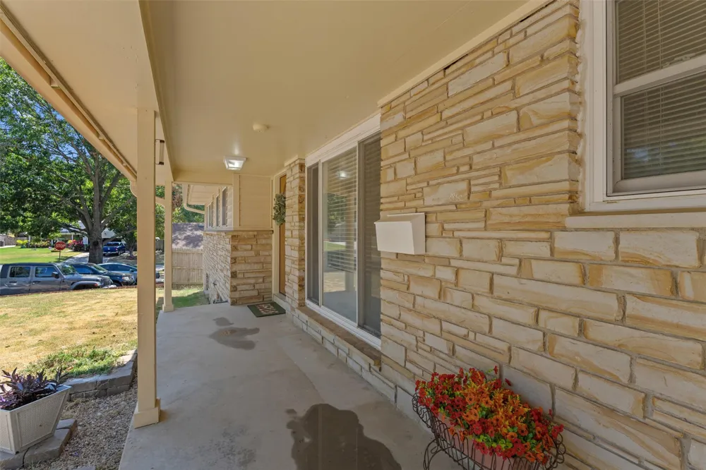 4704 Brookline Drive Bartlesville, OK 74006