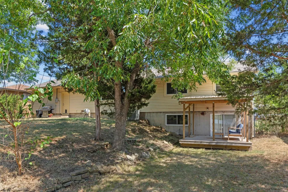 4704 Brookline Drive Bartlesville, OK 74006