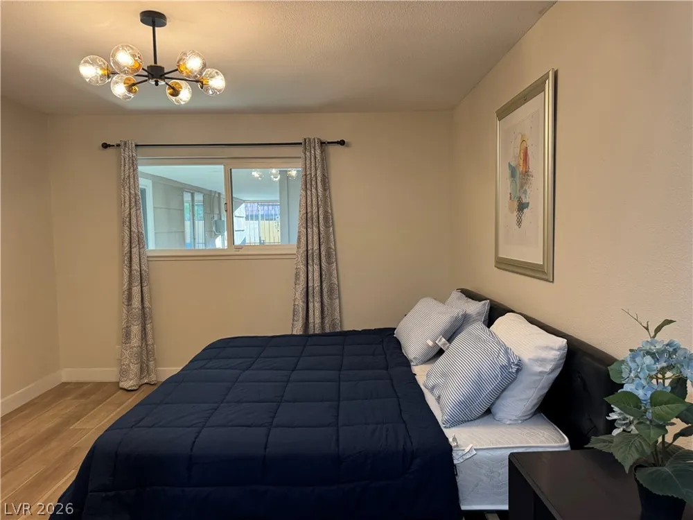6536 Aberdeen Lane Las Vegas, NV 89107